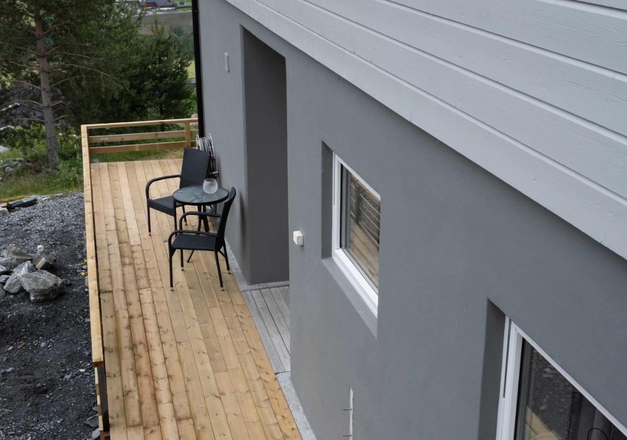 Stryn Stor Og Moderne Leilighet Ngoại thất bức ảnh
